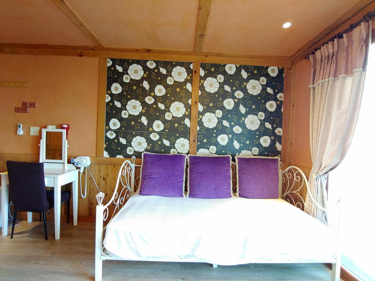 Herb In Pension Чеджудо Экстерьер фото